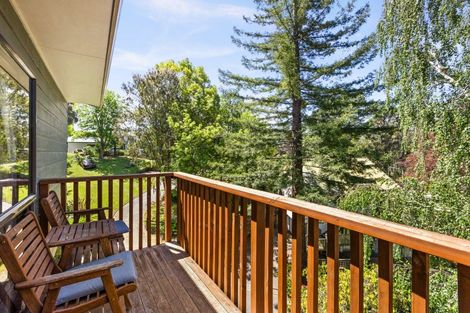 Photo of property in 82 Tauroa Road, Havelock North, 4130