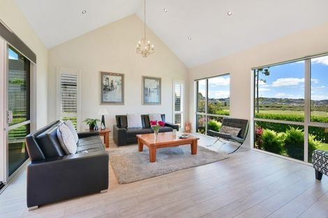 Photo of property in 225 Millwater Parkway, Silverdale, 0932