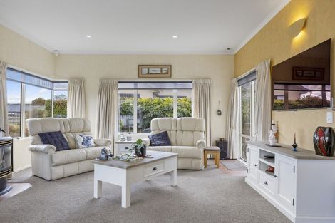 Photo of property in 21 Whetu Place, Nukuhau, Taupo, 3330