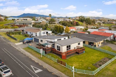 Photo of property in 1 Ohinemuri Place, Paeroa, 3600