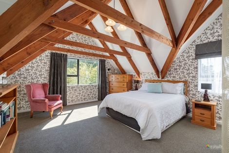 Photo of property in 224 Katherine Mansfield Drive, Whitemans Valley, Upper Hutt, 5371