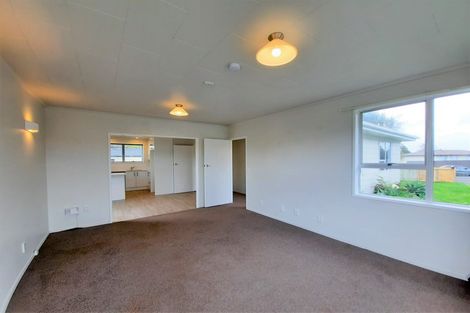 Photo of property in 44 Sunlands Drive, Manurewa, Auckland, 2102