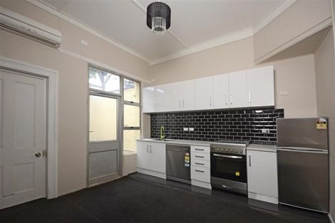 Photo of property in 76 Dundas Street, North Dunedin, Dunedin, 9016