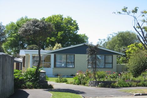Photo of property in 3 Wesley Place, Bishopdale, Christchurch, 8053
