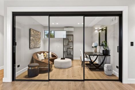 Photo of property in 52 Beach Road, Castor Bay, Auckland, 0620