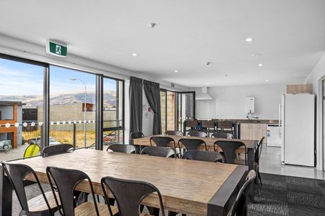 Photo of property in 16 Silverstone Drive, Cromwell, 9384