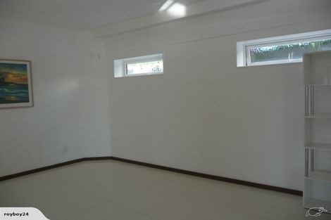 Photo of property in 41 Tamworth Crescent, Newlands, Wellington, 6037