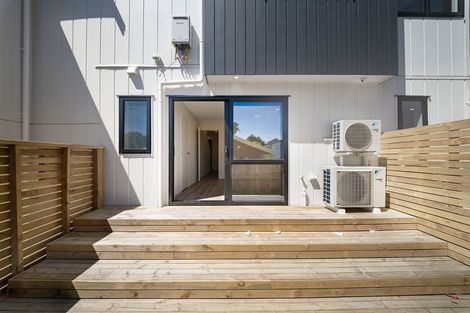 Photo of property in 8/2 Nikau Street, New Lynn, Auckland, 0600