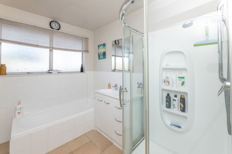 Photo of property in 2 Will Place, Rangiora, 7400