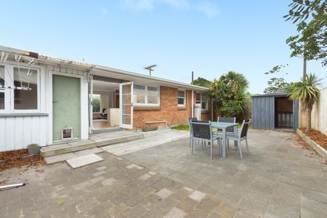 Photo of property in 2/566 Maunganui Road, Mount Maunganui, 3116