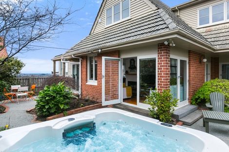 Photo of property in 69 Drivers Road, Maori Hill, Dunedin, 9010