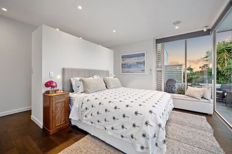 Photo of property in 2/2a Earnoch Avenue, Takapuna, Auckland, 0622