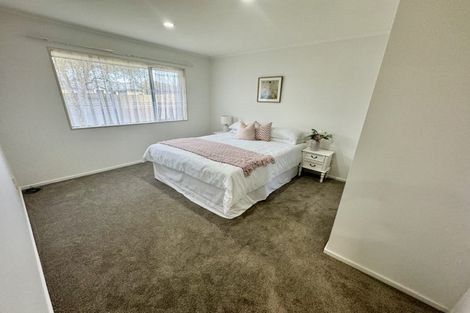 Photo of property in 1 Tir Conaill Avenue, Flat Bush, Auckland, 2019