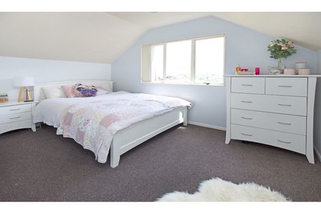 Photo of property in 3/39 Wade River Road, Stanmore Bay, Whangaparaoa, 0932