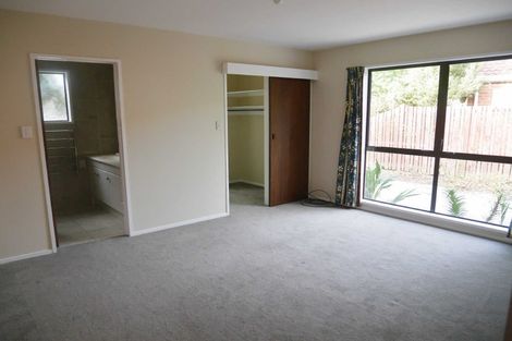 Photo of property in 16 Siska Place, Upper Riccarton, Christchurch, 8041