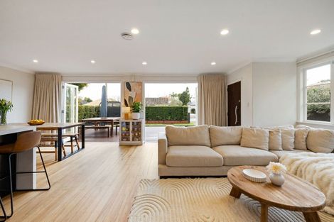 Photo of property in 2 Newall Street, Hamilton East, Hamilton, 3216