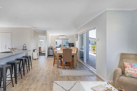 Photo of property in 147 The Fairway, Matarangi, Whitianga, 3592