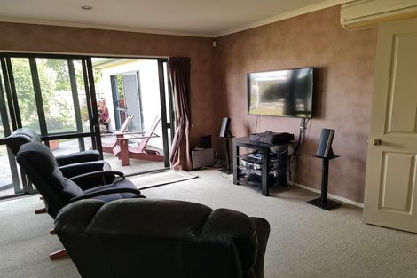 Photo of property in 20 Grace Avenue, Rototuna North, Hamilton, 3210