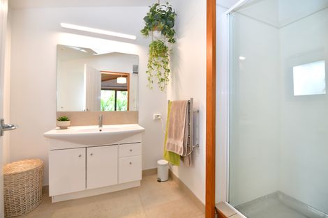 Photo of property in 121 Noakes Hill Road, Puhoi, Silverdale, 0994