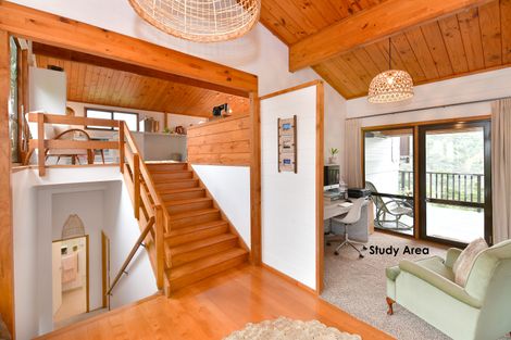 Photo of property in 121 Noakes Hill Road, Puhoi, Silverdale, 0994