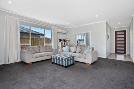 Photo of property in 111 Penetaka Heights, Pyes Pa, Tauranga, 3112