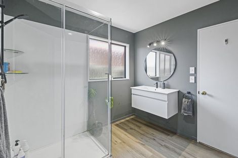 Photo of property in 5 Somerset Place, Woodend, 7610