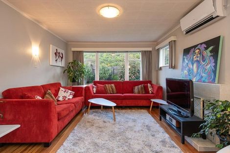 Photo of property in 273 Middleton Road, Glenside, Wellington, 6037