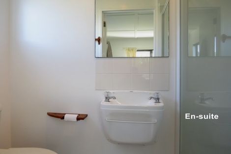 Photo of property in 70 Mary-ellen Place, Coromandel, 3506