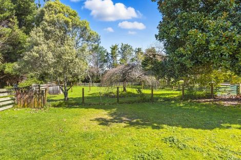 Photo of property in 345 Mazengarb Road, Paraparaumu, 5032