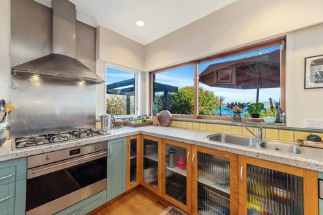 Photo of property in 180 Kawaha Point Road, Kawaha Point, Rotorua, 3010