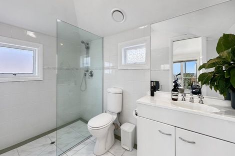 Photo of property in 67 St Marys Road, Saint Marys Bay, Auckland, 1011