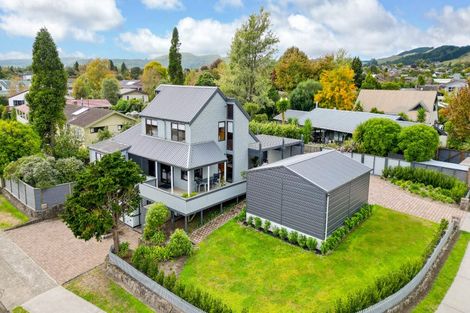 Photo of property in 2 Iles Road, Lynmore, Rotorua, 3010