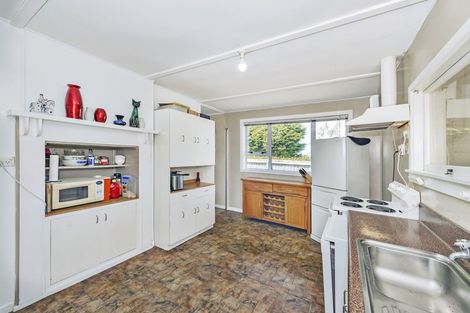 Photo of property in 43 Leeston Lake Road, Leeston, 7632