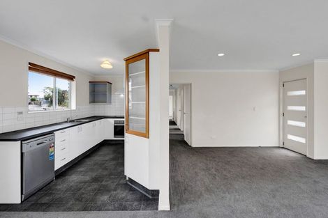 Photo of property in 25 Silvan Place, Bell Block, New Plymouth, 4312