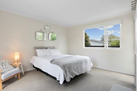 Photo of property in 1/75 Atkinson Road, Titirangi, Auckland, 0604