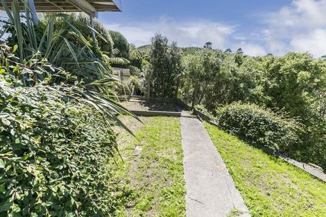 Photo of property in 39 Buckley Road, Southgate, Wellington, 6023