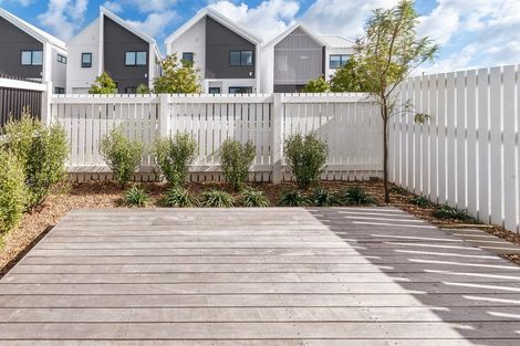 Photo of property in 4 Green Bamboo Road, Hobsonville, Auckland, 0616