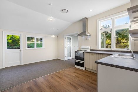 Photo of property in 65 Port Hills Road, Heathcote Valley, Christchurch, 8022