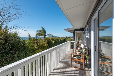 Photo of property in 19 Aberdeen Road, Castor Bay, Auckland, 0620