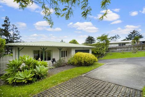 Photo of property in 370 Whangaparaoa Road, Stanmore Bay, Whangaparaoa, 0932