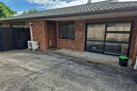 Photo of property in 17a Alberta Street, Point Chevalier, Auckland, 1022