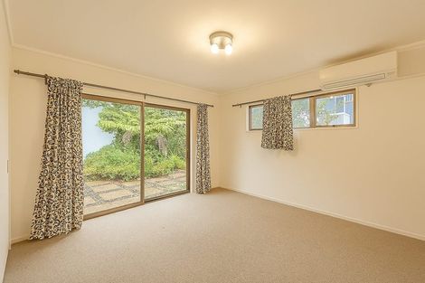 Photo of property in 4 Simon Ellice Drive, Bayview, Auckland, 0629