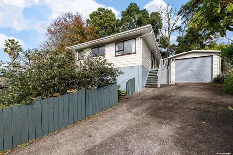 Photo of property in 8 Midgley Road, West Harbour, Auckland, 0618