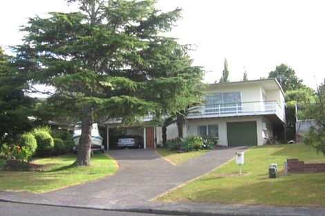 Photo of property in 51 Lynden Avenue, Hillcrest, Auckland, 0627
