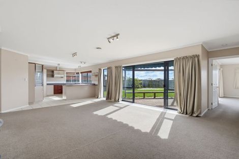Photo of property in 5 Duggan Drive, Owhata, Rotorua, 3010