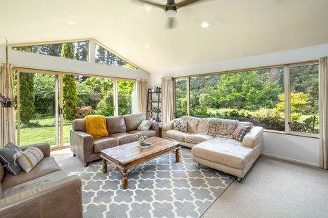 Photo of property in 1789 State Highway 2, Kaitoke, Upper Hutt, 5018