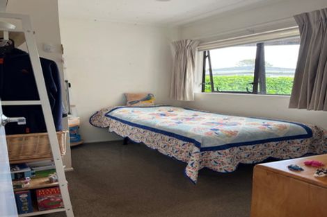 Photo of property in 56b Nile Road, Milford, Auckland, 0620