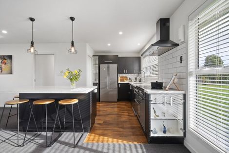 Photo of property in 172 Hendersons Line, Kelvin Grove, Palmerston North, 4470