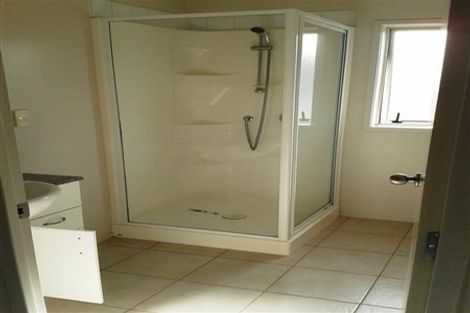 Photo of property in 9/18 Alicante Avenue, Hillpark, Auckland, 2102