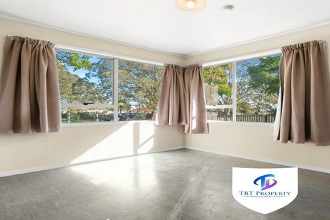 Photo of property in 400 Roscommon Road, Clendon Park, Auckland, 2103